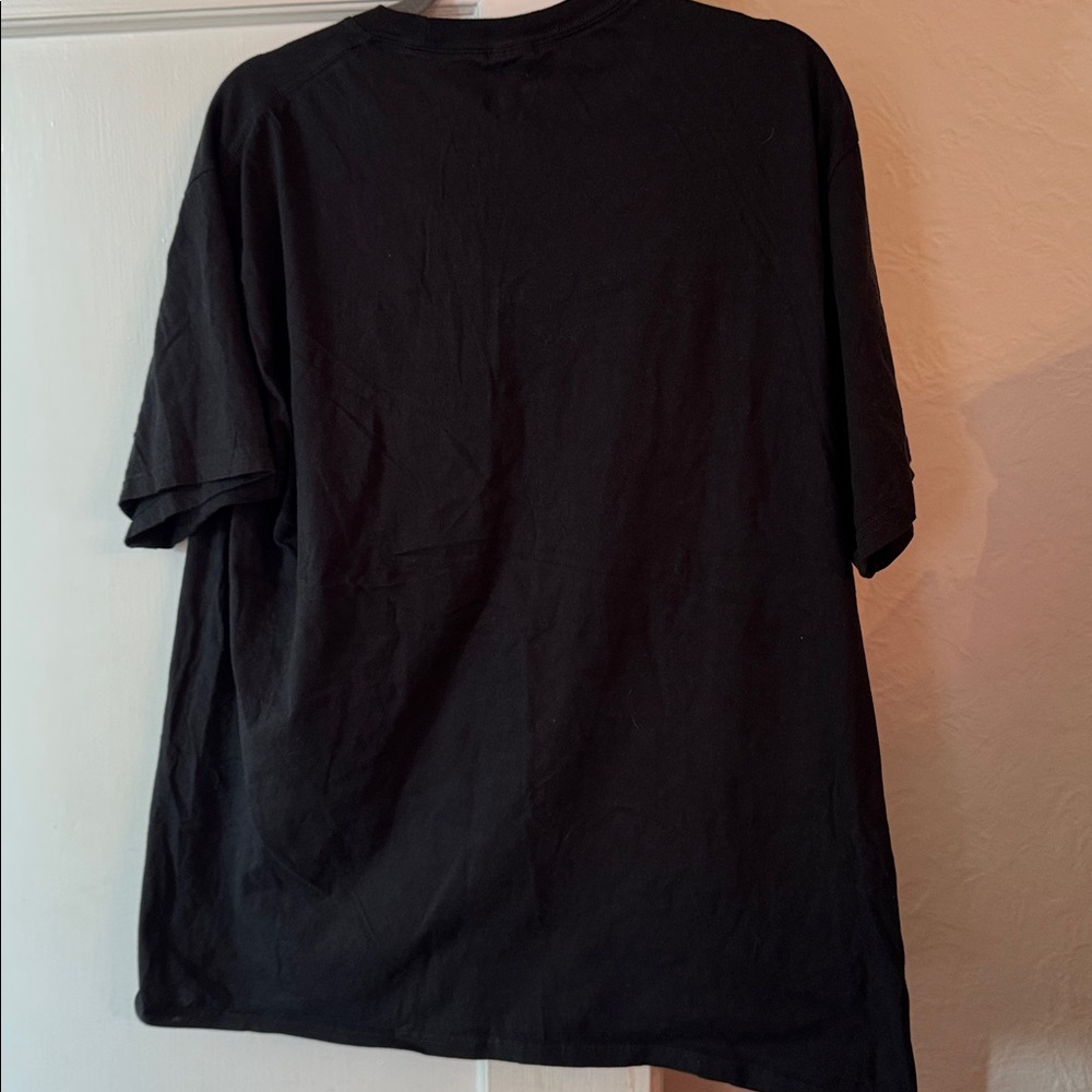 Disney’s The Little Mermaid Ursula S/S Tee - Picture 5 of 6